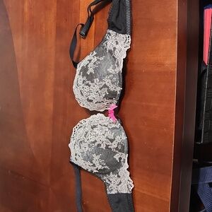 Victorias Secret bra
